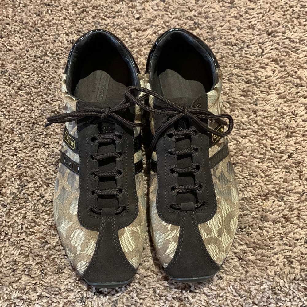 Coach Kathleen Sneakers - Brown in Size 8.5 (women’s)